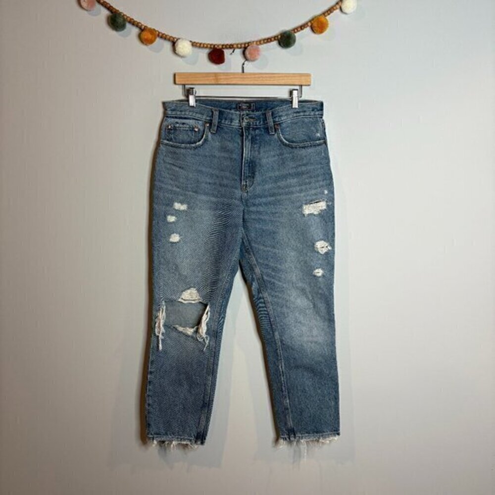 Abercrombie & Fitch A&F Mom Jeans